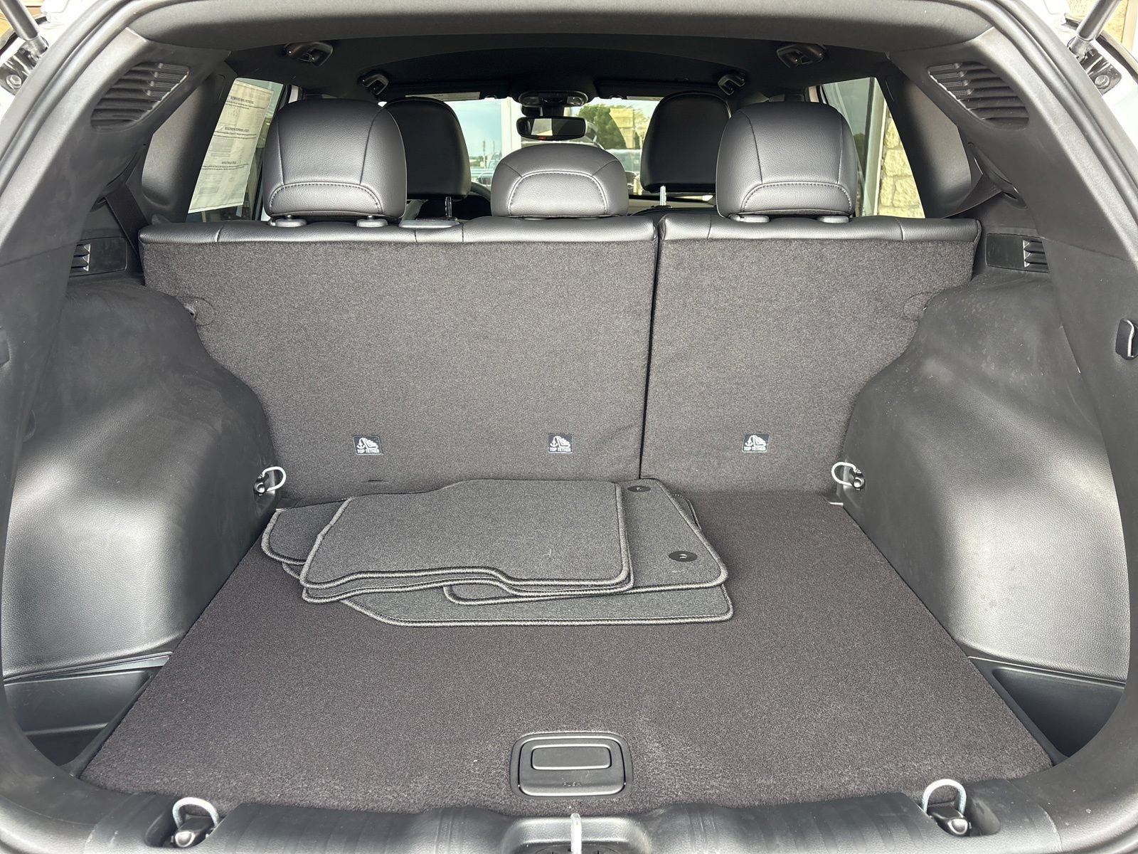 New 2026 Jeep Compass Latitude AWD/4WD image 15