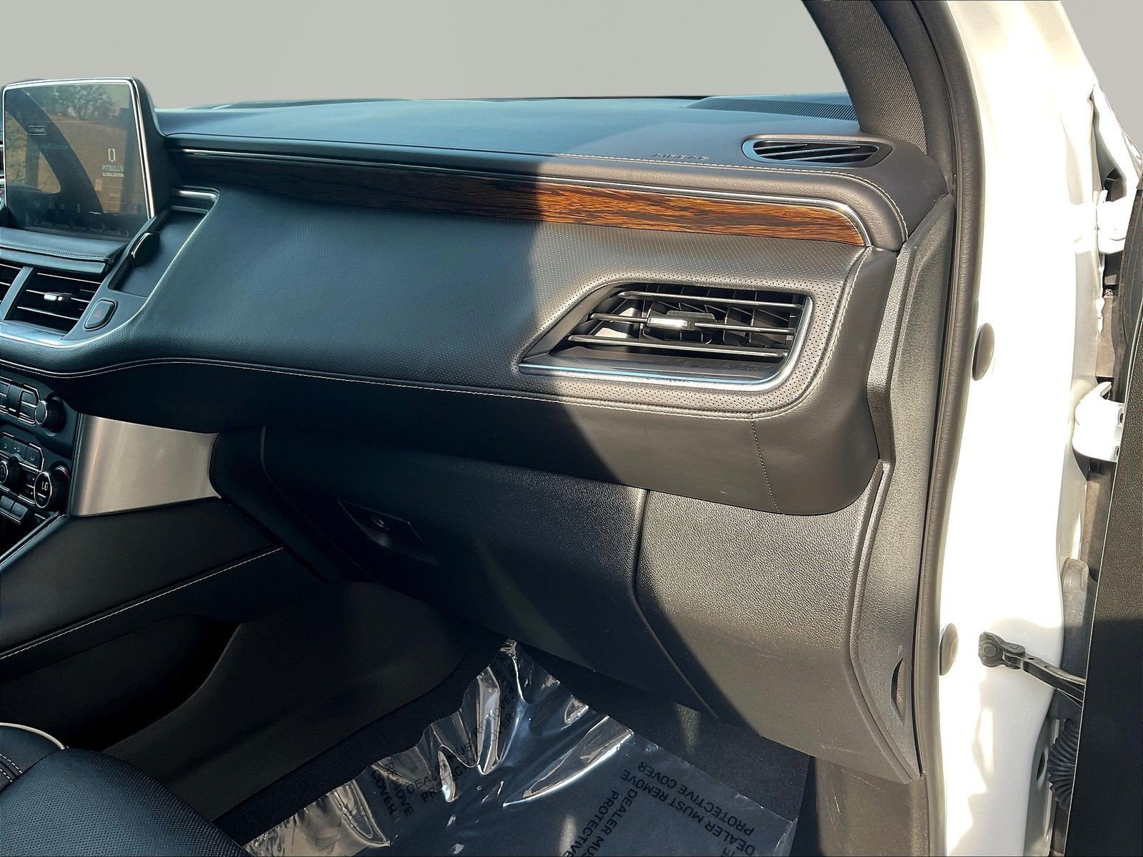 Used 2023 Chevrolet Tahoe Premier RWD image 26