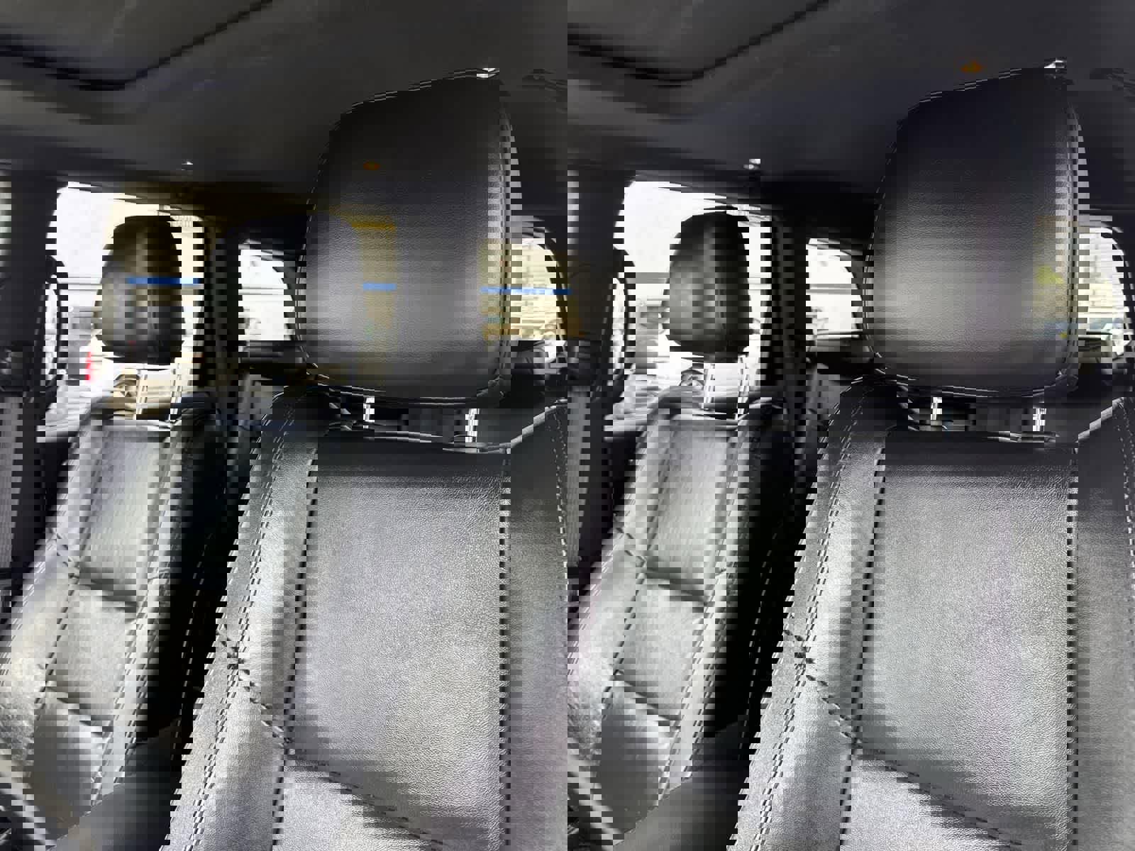 Used 2022 Jeep Grand Cherokee Limited image 25