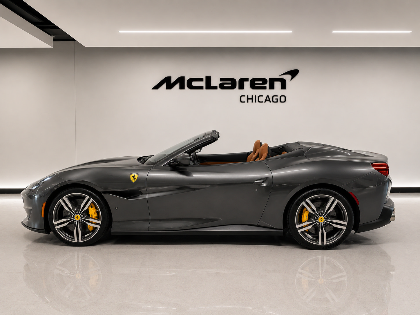 Used 2019 Ferrari Portofino RWD image 22