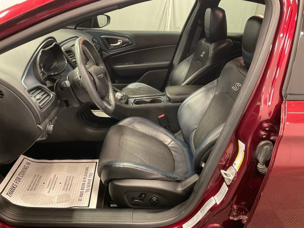 Used 2015 Chrysler 200 S w/ Navigation & Sound Group I image 12