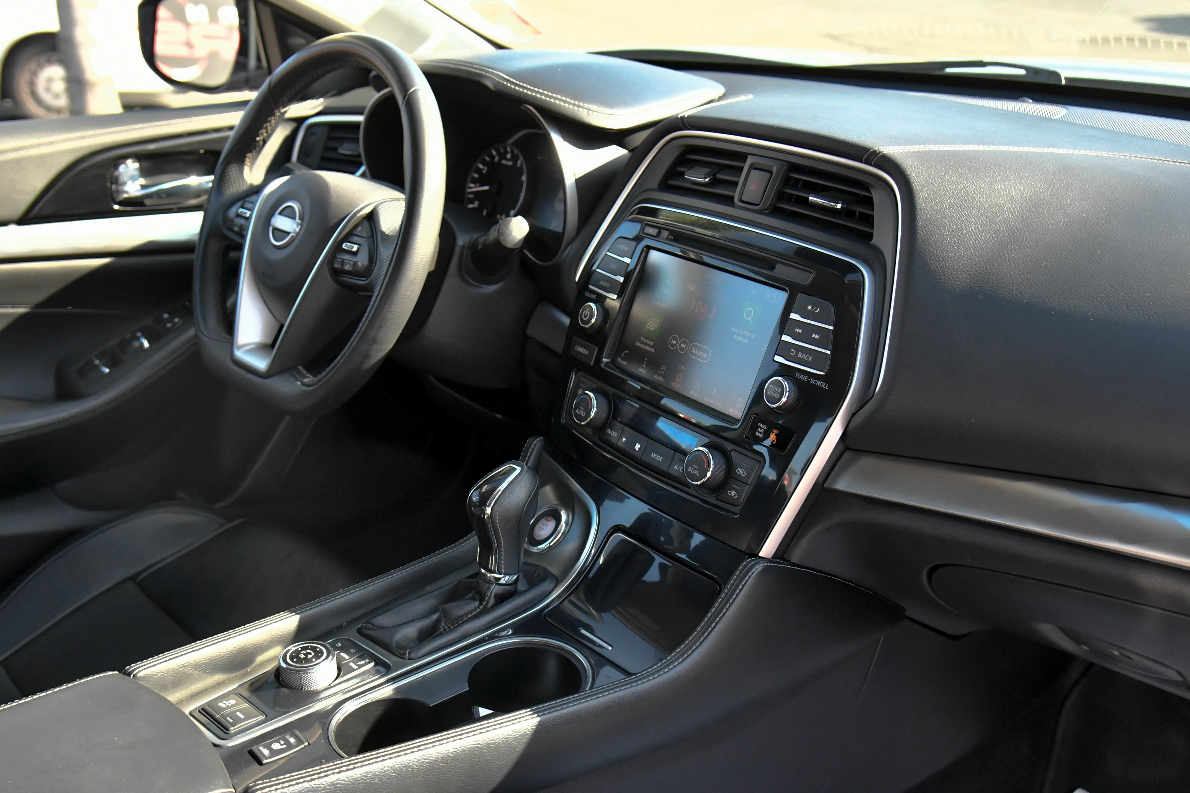 Used 2023 Nissan Maxima SV w/ Floor Mat Group FWD image 40
