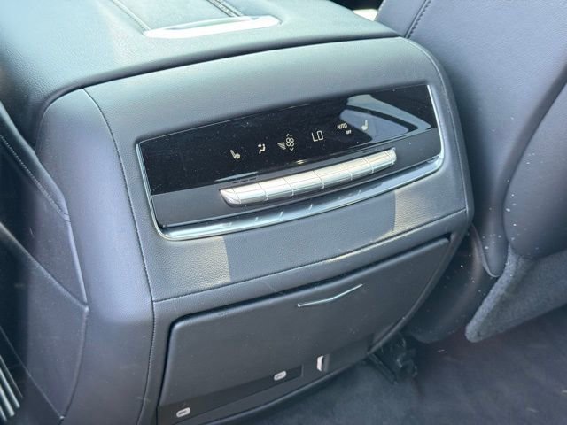 Used 2023 Cadillac Escalade Sport w/ LPO, ONYX Package image 15