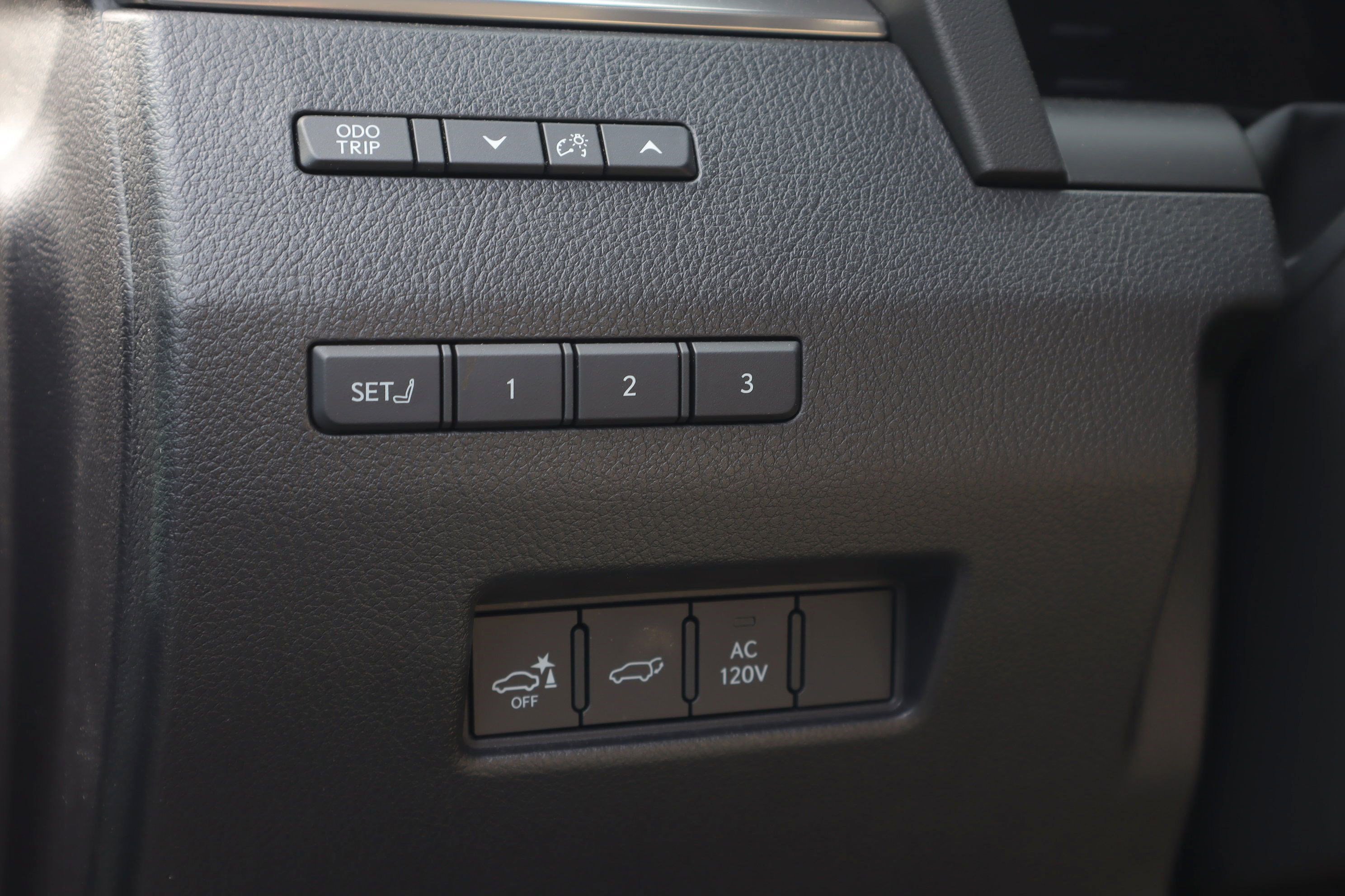Used 2024 Lexus GX 550 AWD/4WD image 25