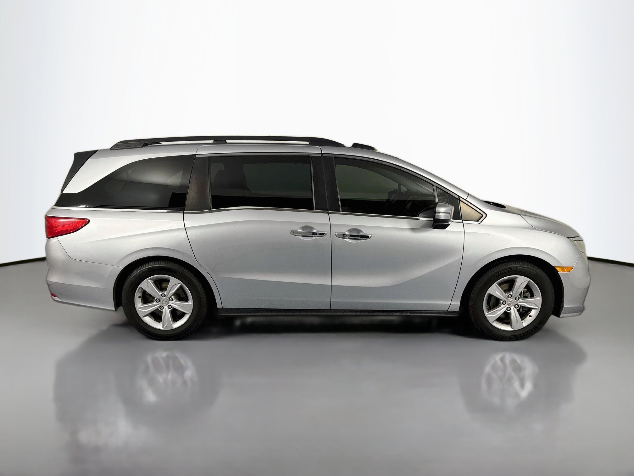Certified 2019 Honda Odyssey EX-L image 4