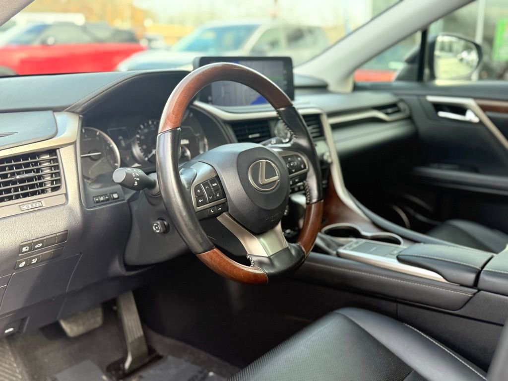 Used 2020 Lexus RX 350L FWD w/ Premium Package image 16