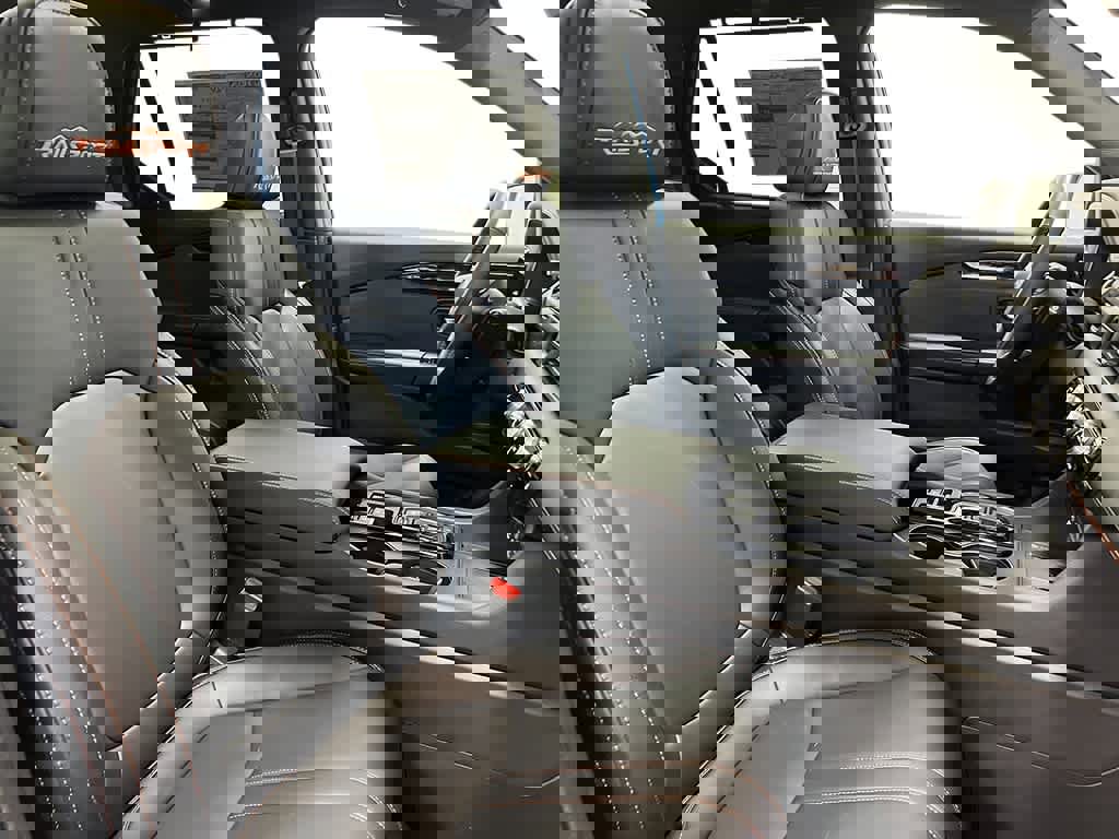 New 2025 Honda Pilot TrailSport image 37