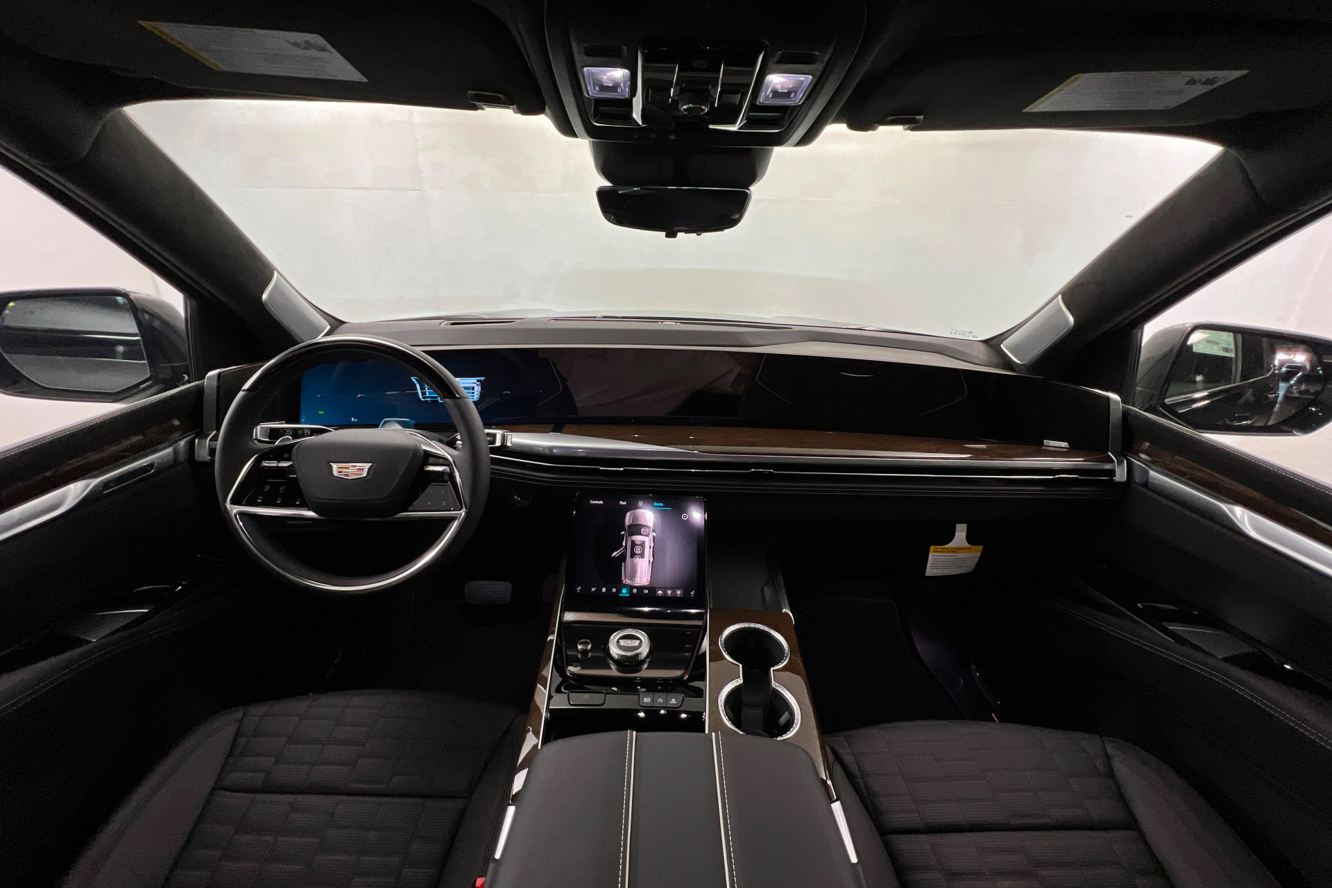 New 2026 Cadillac Escalade Platinum Sport AWD/4WD image 10