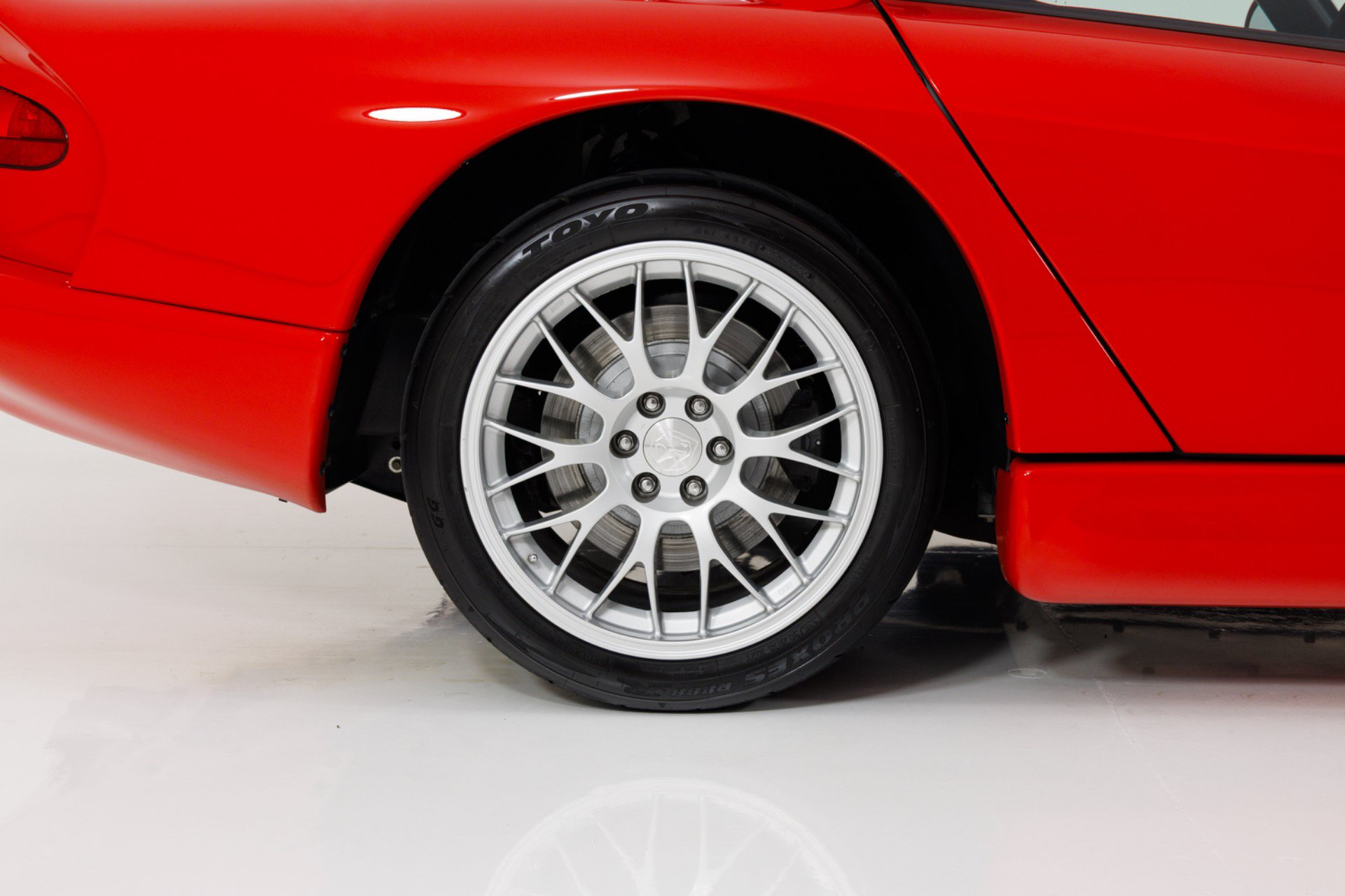 Used 1999 Dodge Viper GTS RWD image 11