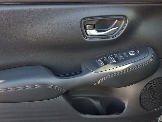 Used 2024 Honda HR-V EX-L image 12