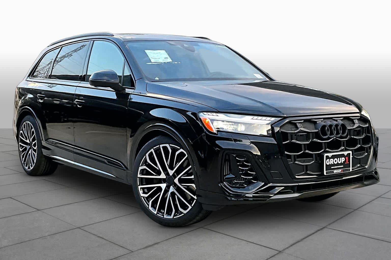 New 2026 Audi SQ7 Prestige AWD/4WD image 2