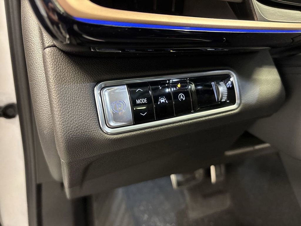 New 2025 Buick Envision Sport Touring image 40