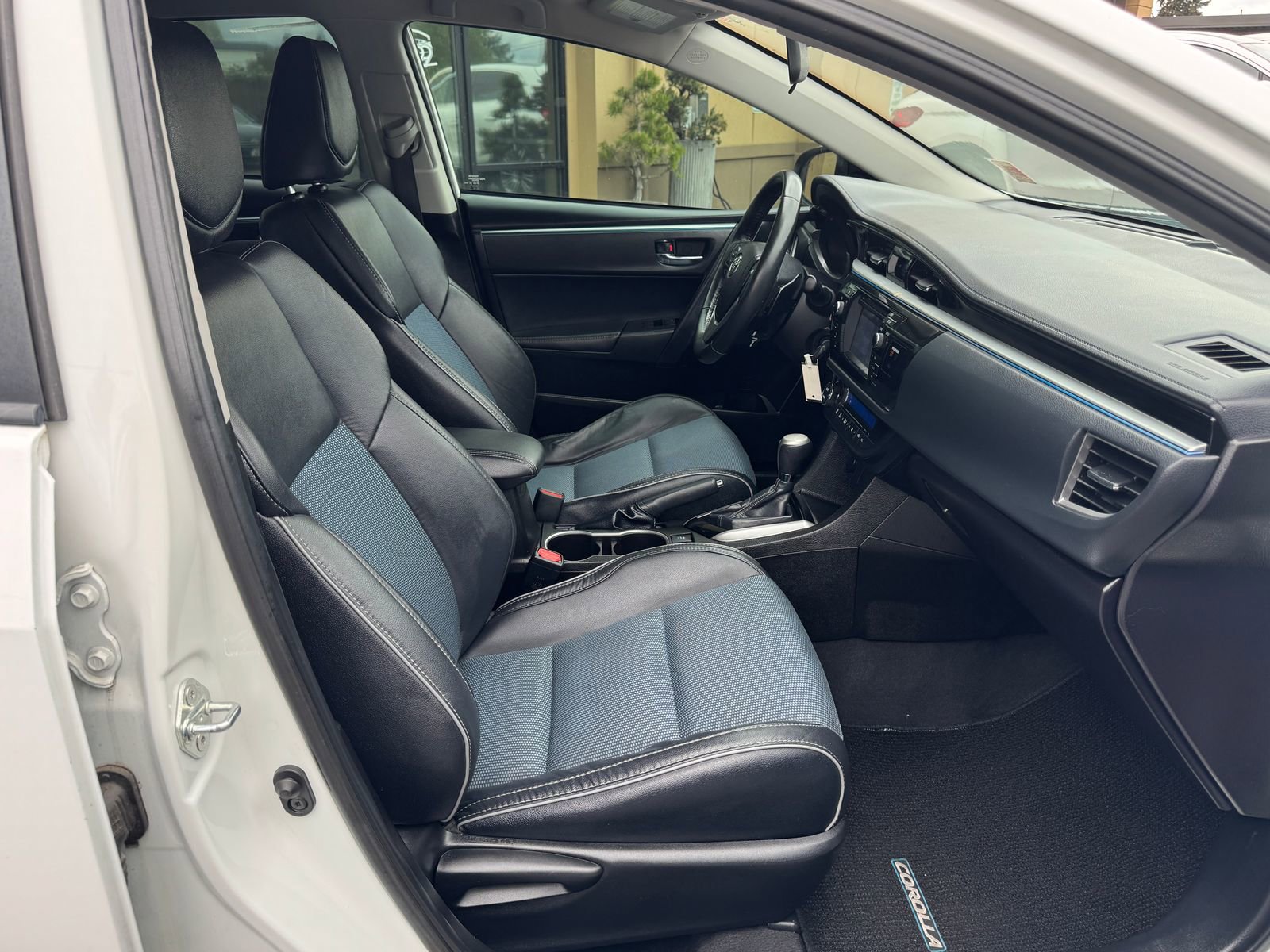 Used 2015 Toyota Corolla S FWD image 20