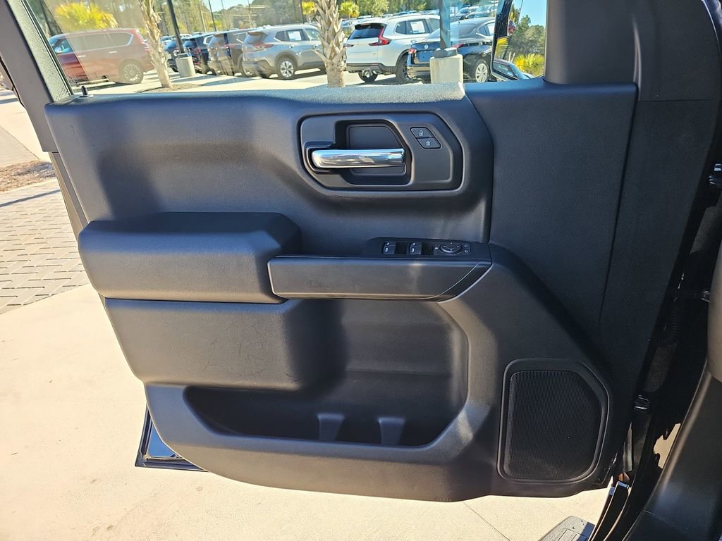 Used 2022 Chevrolet Silverado 1500 Custom image 31