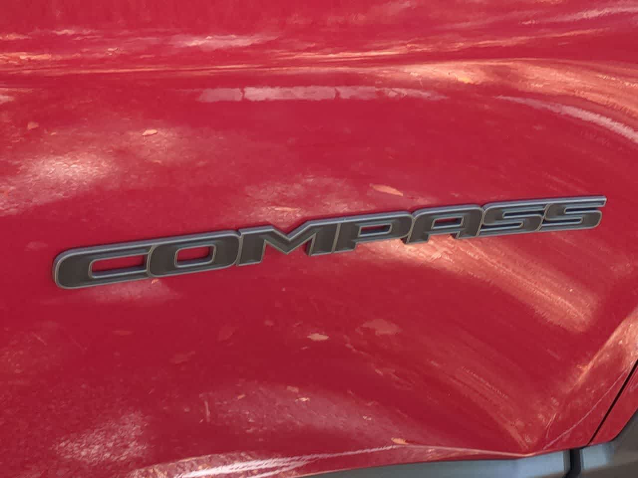 Certified 2026 Jeep Compass Latitude AWD/4WD image 13