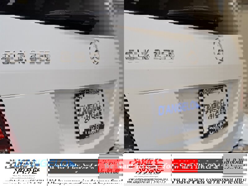 Used 2015 Mercedes-Benz GLK 250 BlueTEC 4MATIC image 19