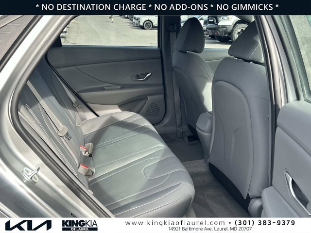 Used 2021 Hyundai Elantra SEL FWD image 17