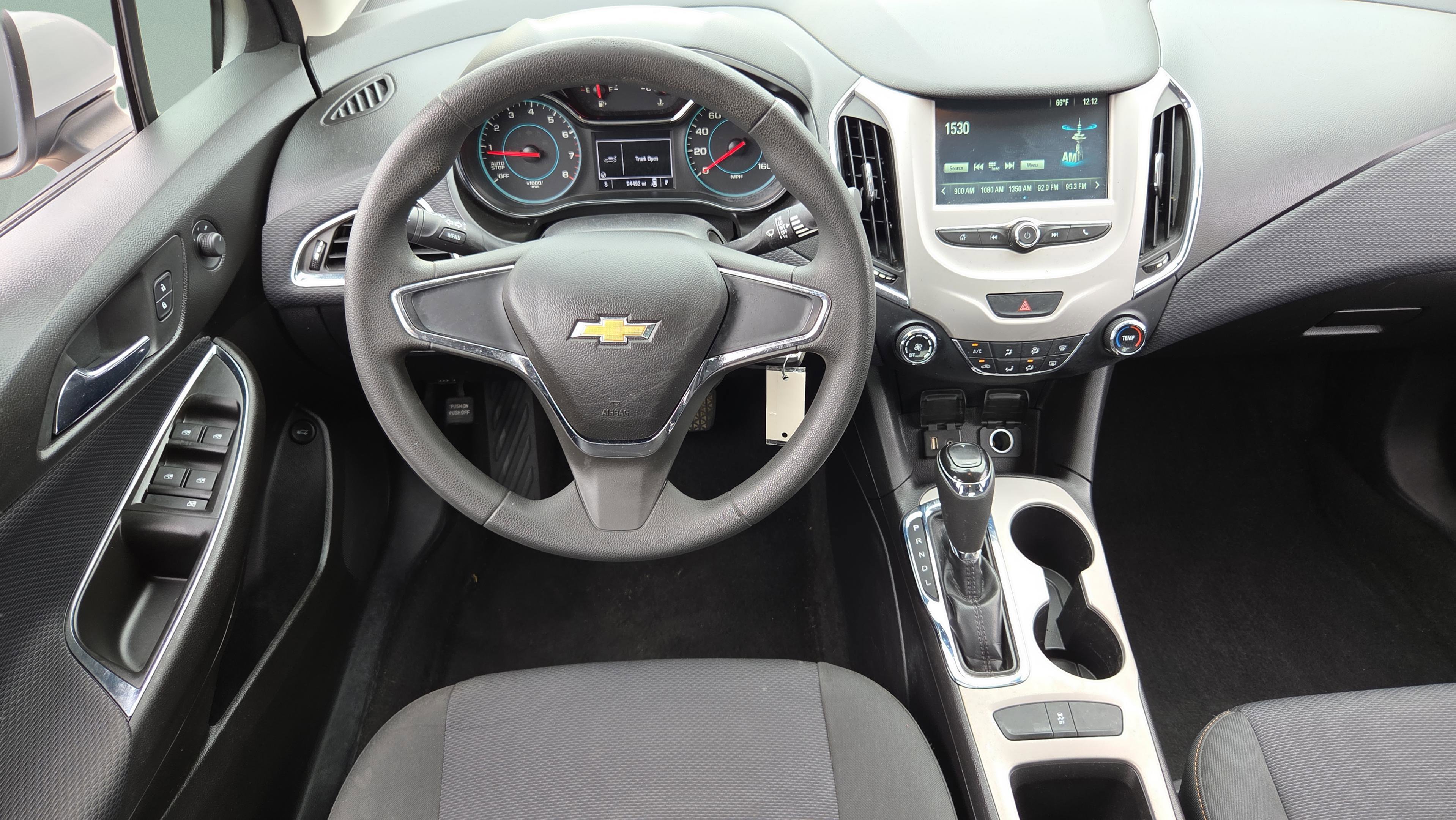 Used 2018 Chevrolet Cruze LS image 15