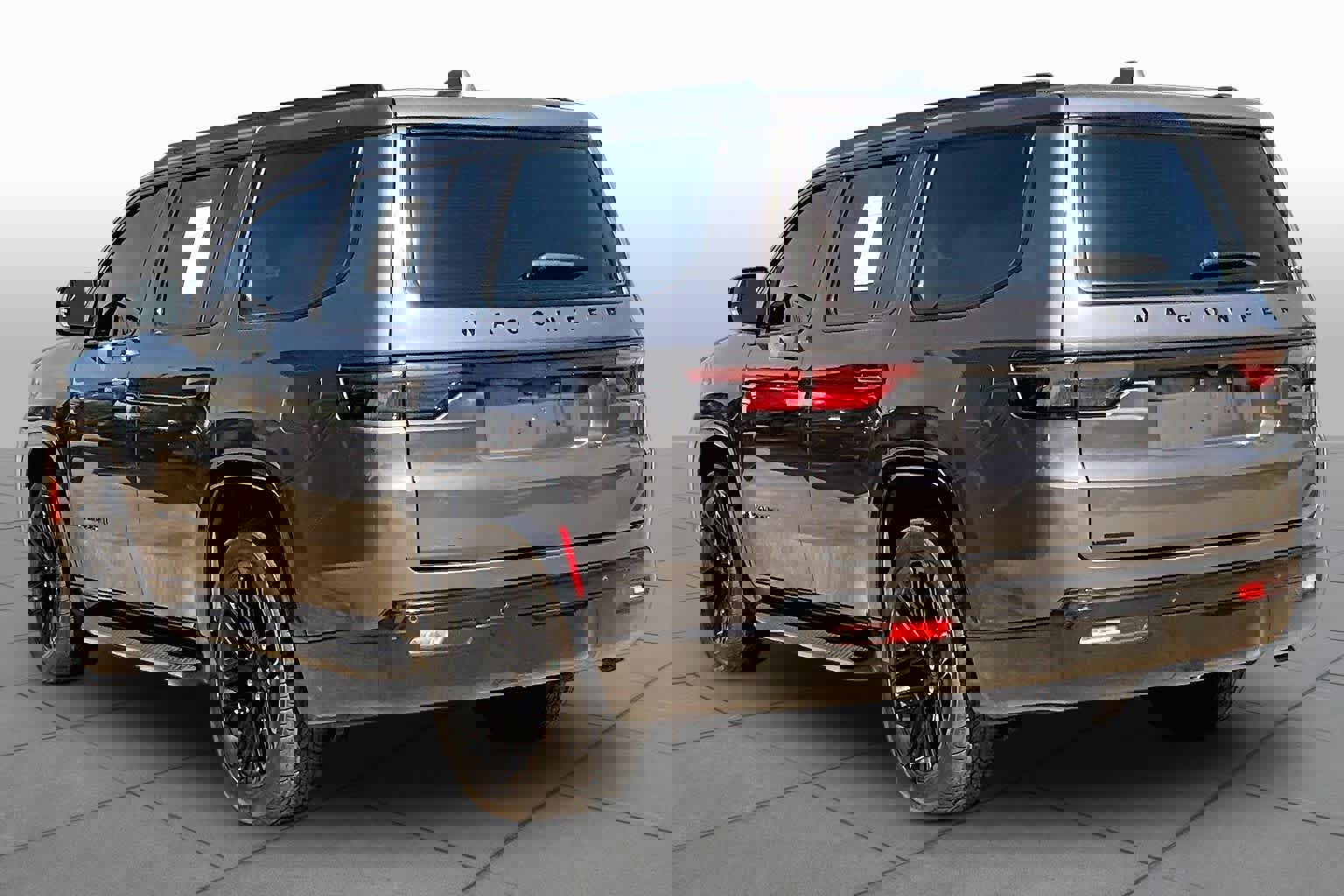 Used 2023 Jeep Wagoneer Series II image 11