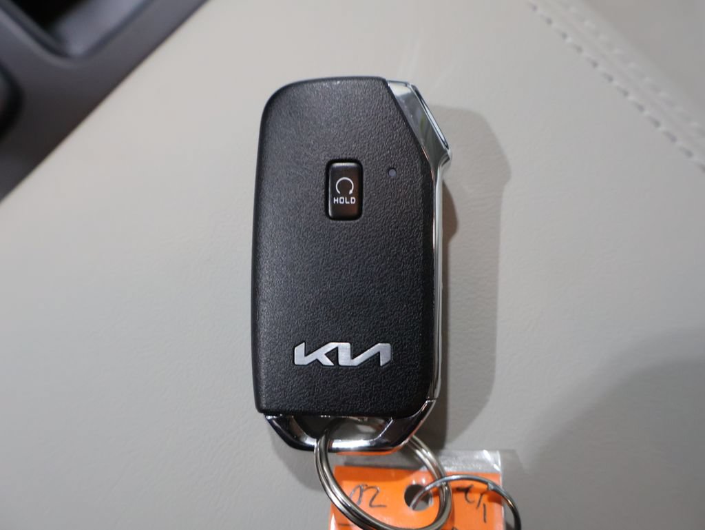 Used 2023 Kia Sorento EX AWD/4WD image 27