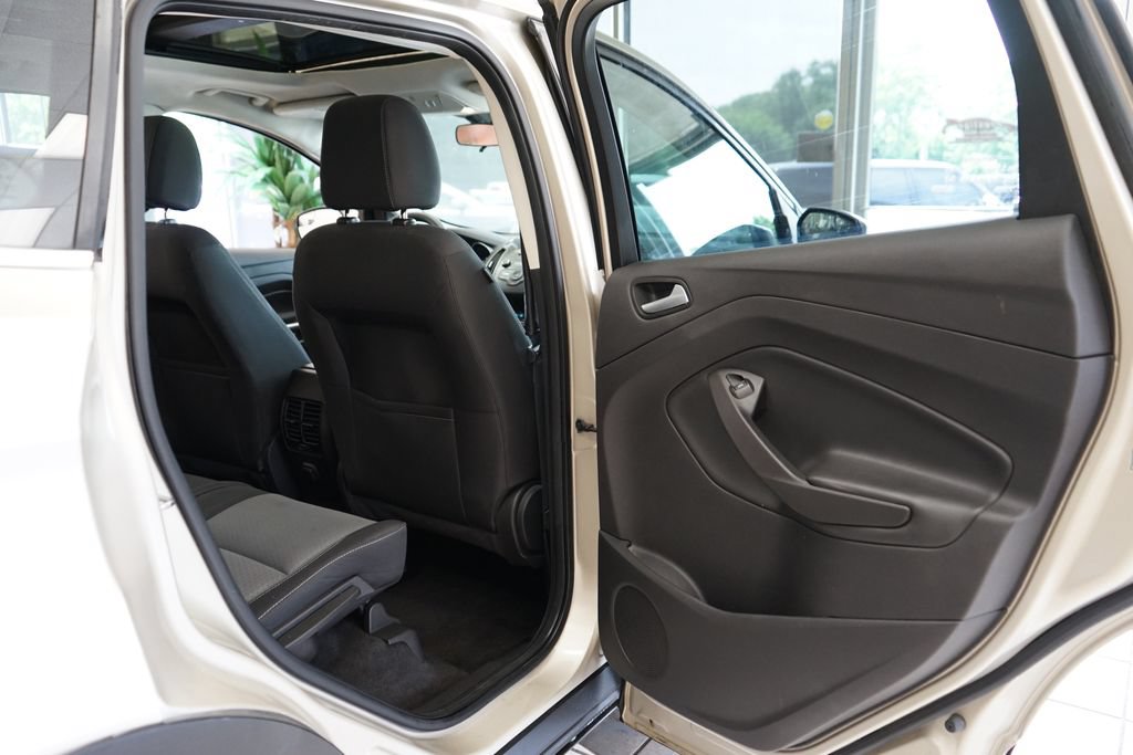 Used 2017 Ford Escape SE FWD image 43