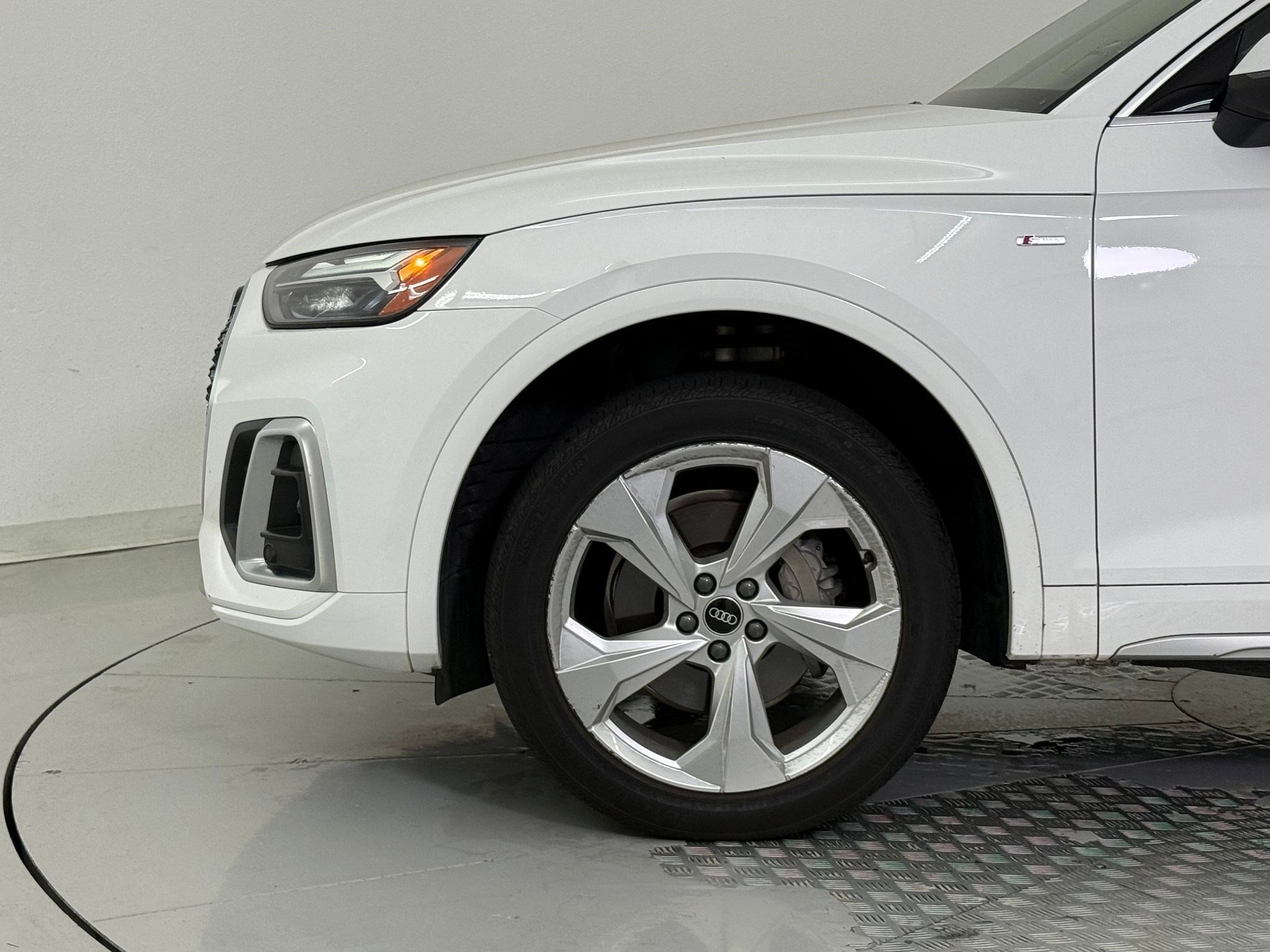 Used 2022 Audi Q5 2.0T Premium Plus w/ Premium Plus Package image 12