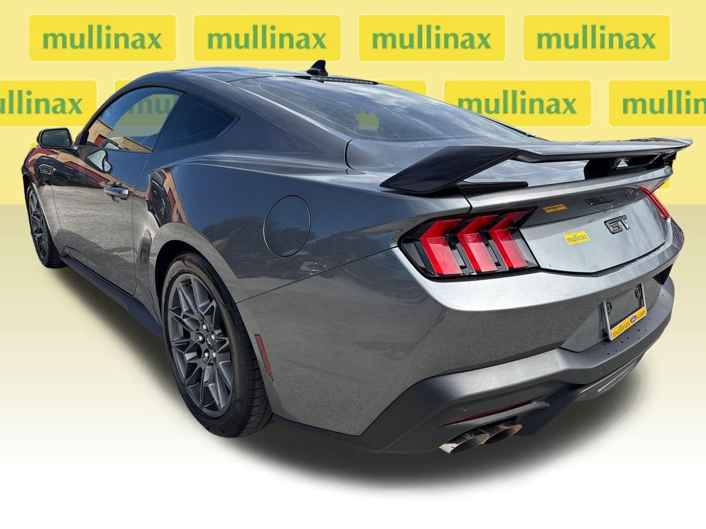 Used 2025 Ford Mustang GT Premium w/ GT Performance Package RWD image 10