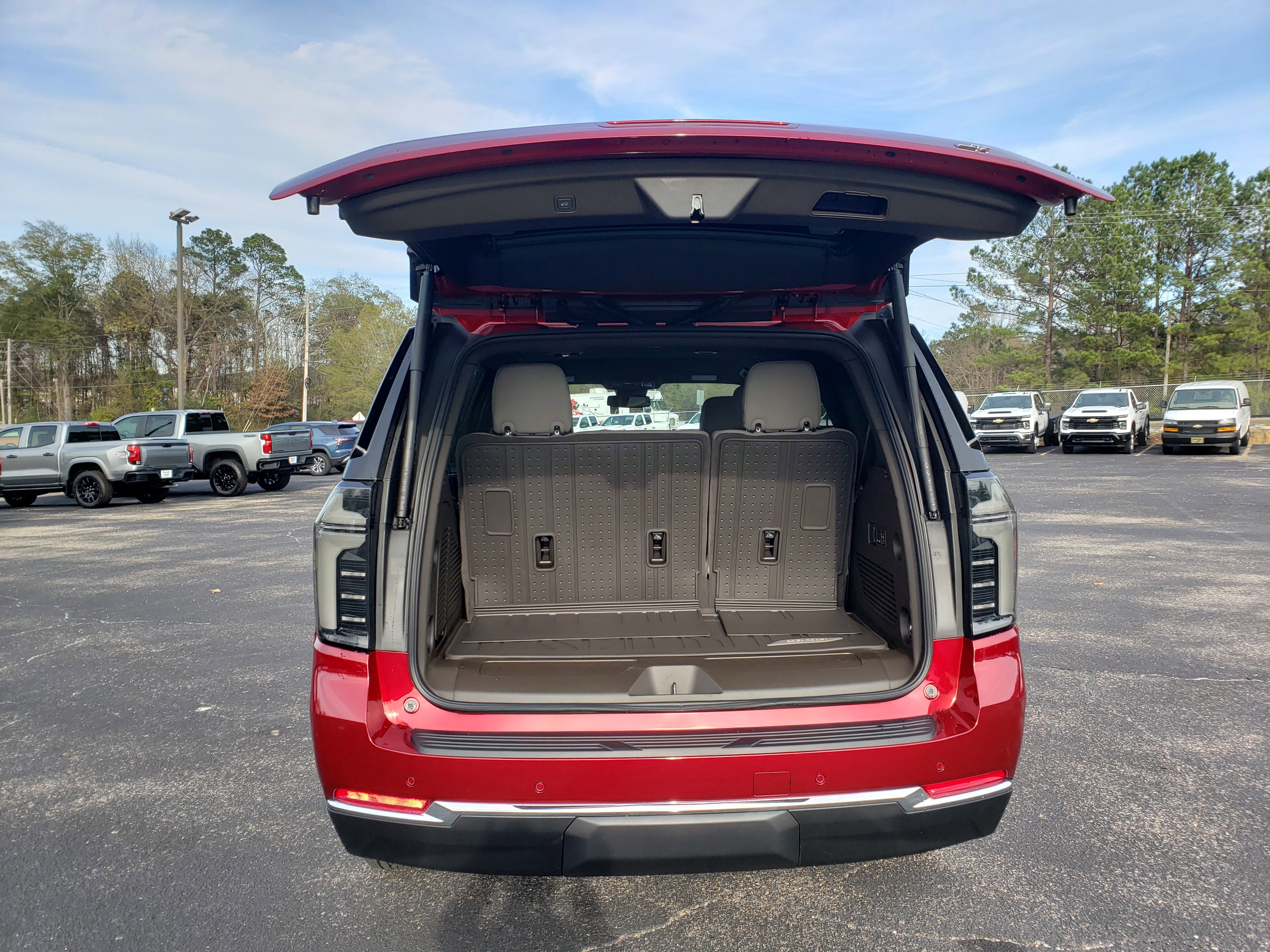 New 2026 Chevrolet Tahoe LT w/ Comfort Package image 9