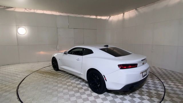 Used 2017 Chevrolet Camaro LT image 9