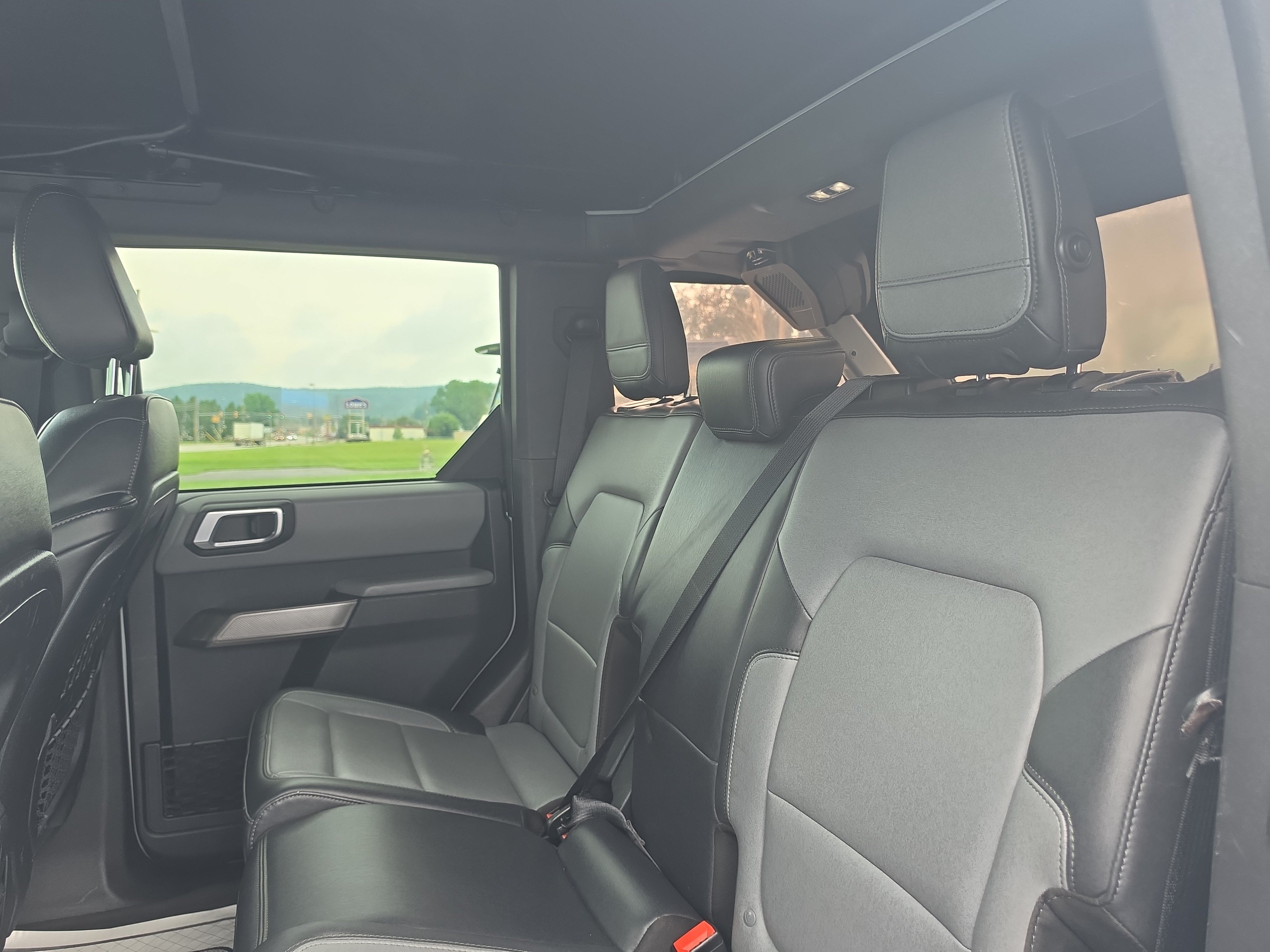 Used 2023 Ford Bronco Everglades AWD/4WD image 15