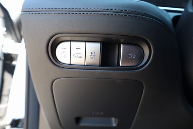 New 2024 Genesis G90 3.5T image 10