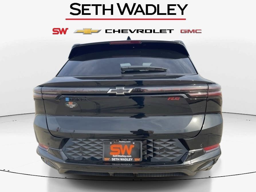 New 2026 Chevrolet Equinox EV RS image 4