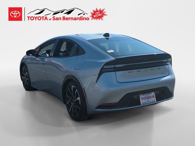 New 2026 Toyota Prius Plug-In Hybrid FWD image 3