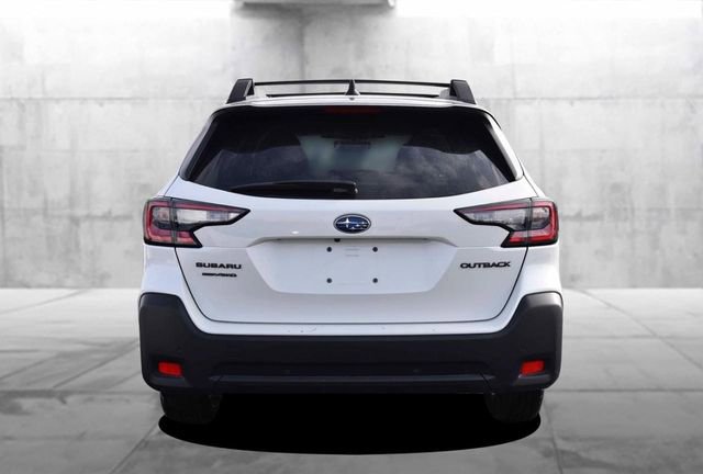 Used 2025 Subaru Outback Onyx Edition image 6