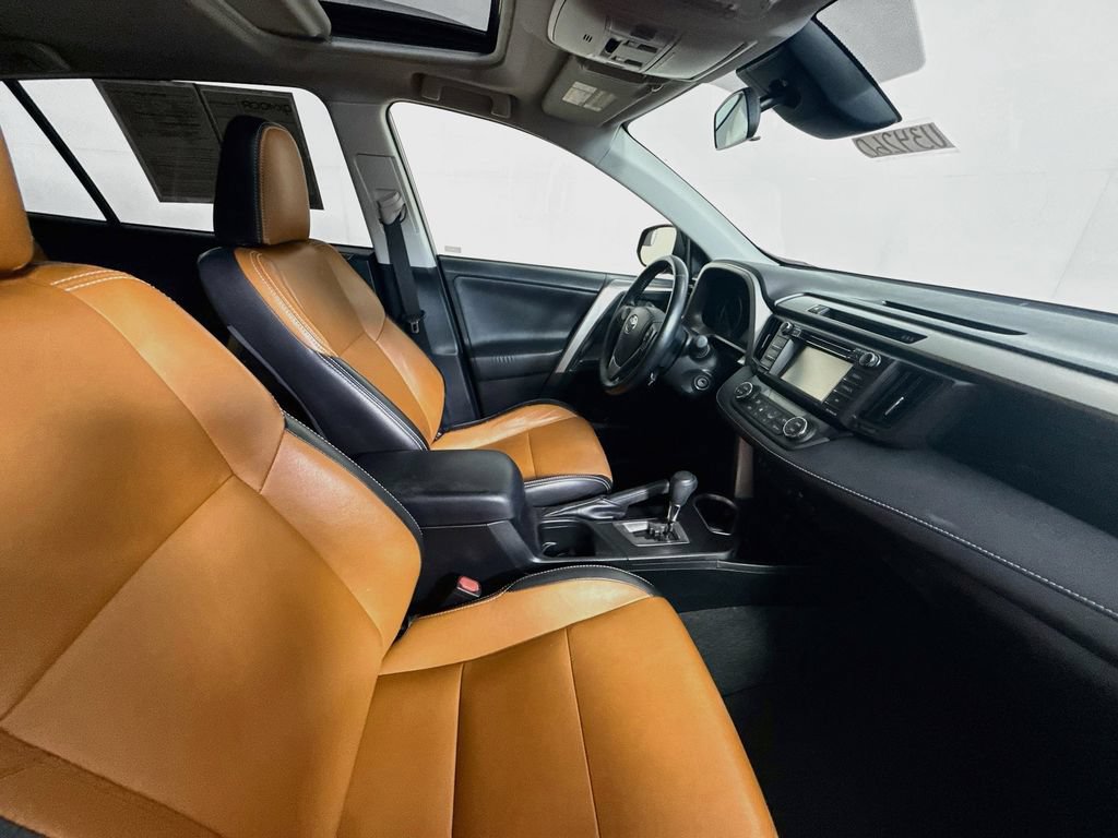 Certified 2017 Toyota RAV4 XLE FWD image 25