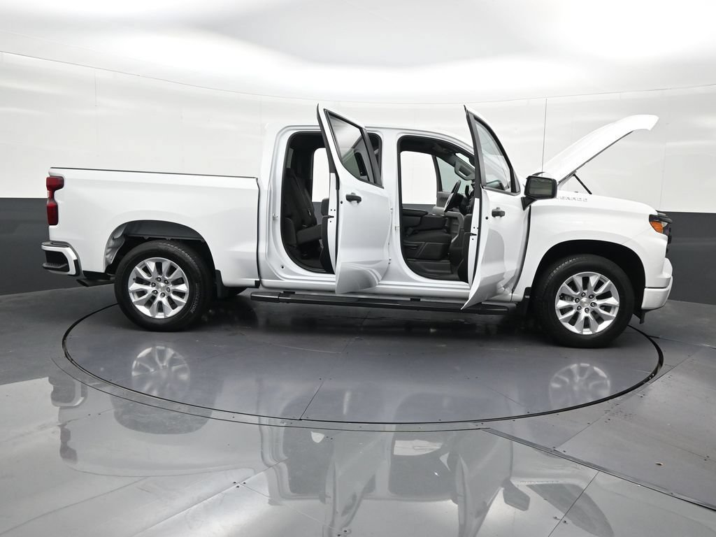 Used 2024 Chevrolet Silverado 1500 Custom RWD image 33