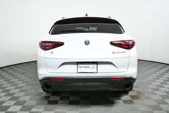 Used 2022 Alfa Romeo Stelvio Sprint AWD/4WD image 25