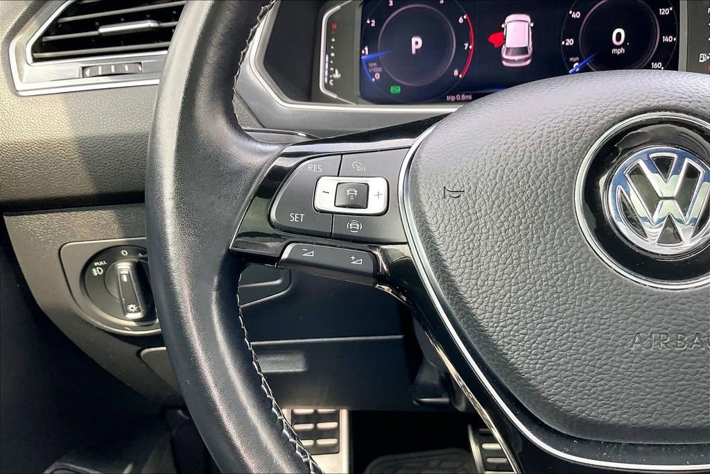 Used 2020 Volkswagen Tiguan SEL Premium R-Line image 10