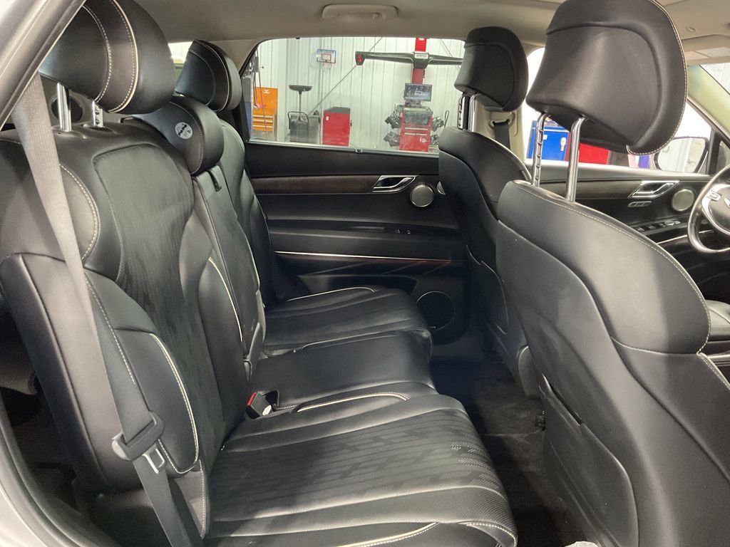 Used 2023 Genesis GV80 2.5T w/ Prestige 20" Package AWD/4WD image 10