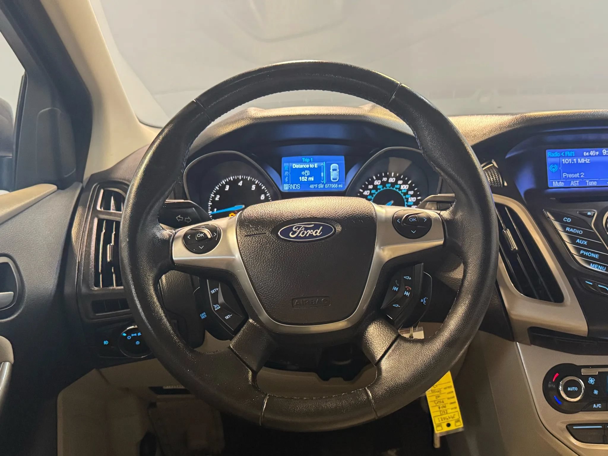 Used 2012 Ford Focus SEL FWD image 12