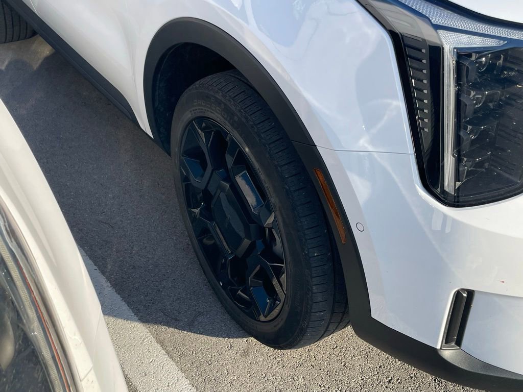 Certified 2025 Kia Sorento SX Prestige image 9