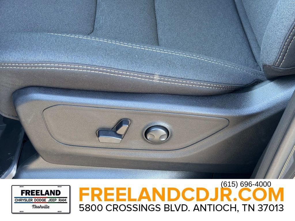 New 2026 RAM 1500 4x4 Crew Cab image 22