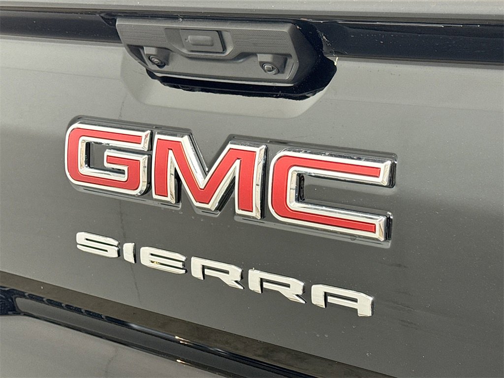 New 2026 GMC Sierra 1500 Elevation image 18