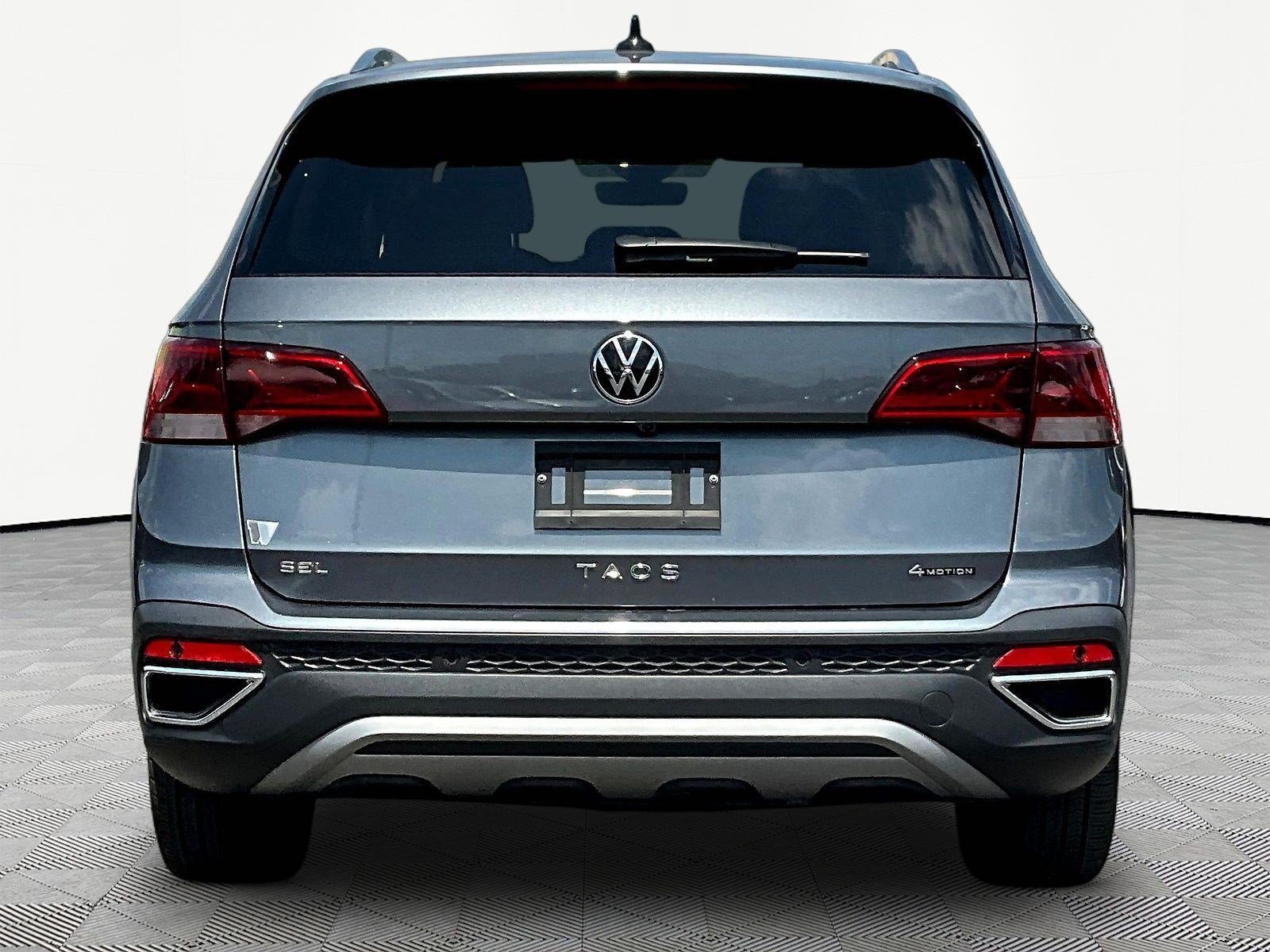 Used 2023 Volkswagen Taos SEL AWD/4WD image 5