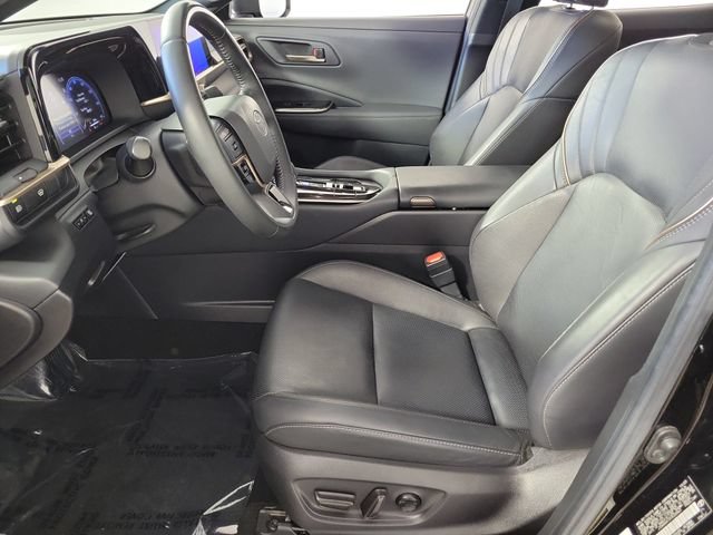Used 2024 Toyota Crown AWD/4WD image 19