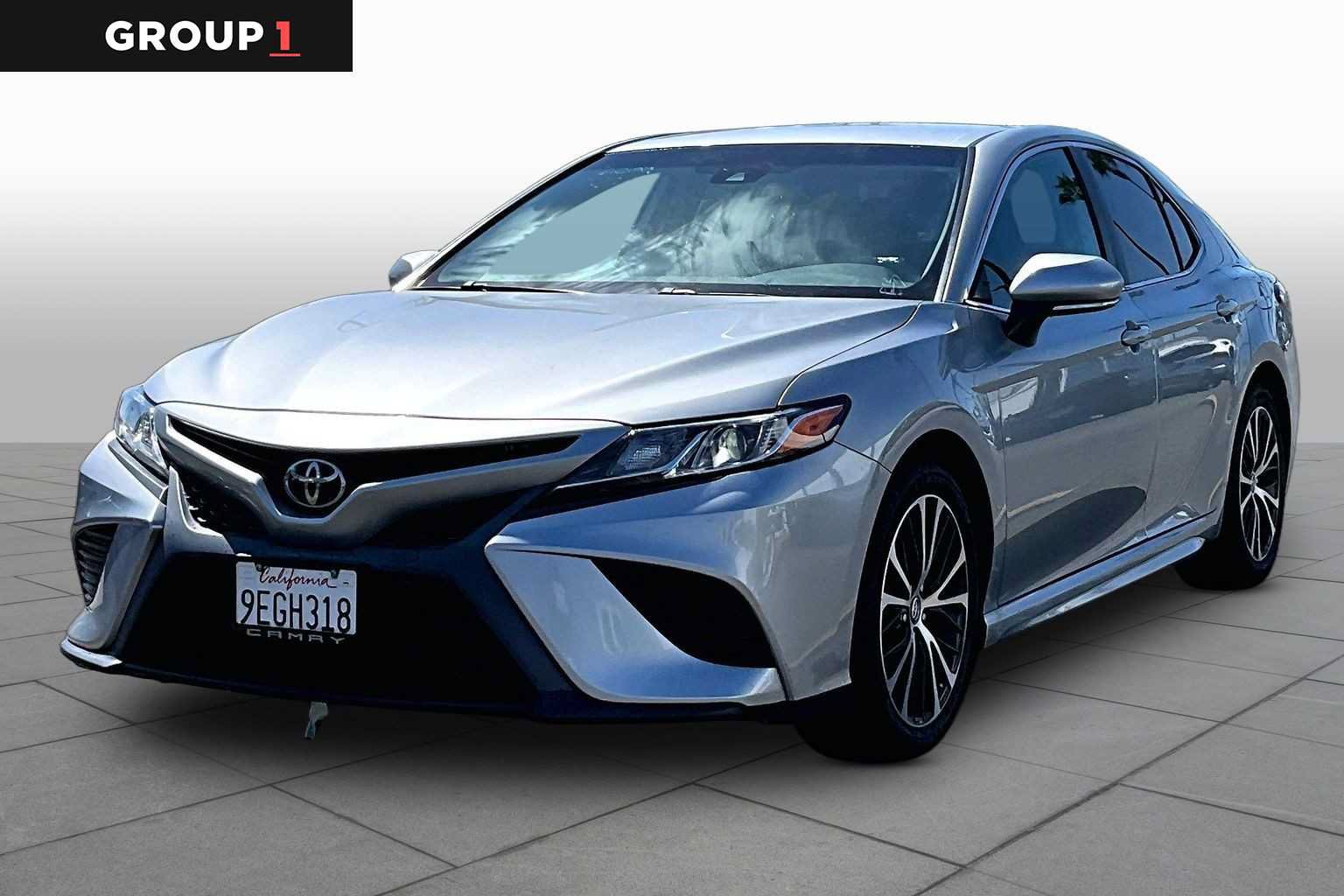 Used 2020 Toyota Camry SE w/ Convenience Package FWD video 1