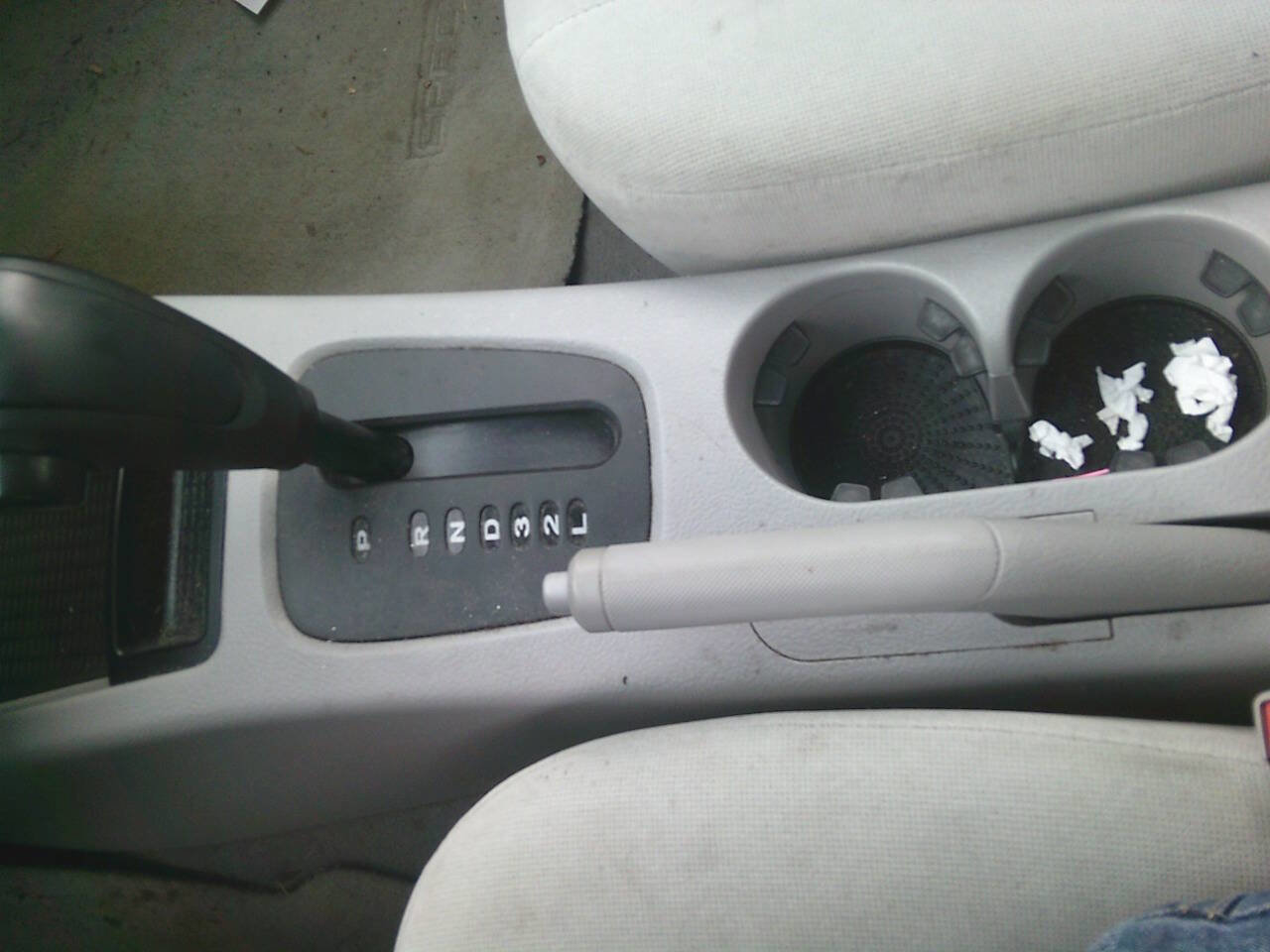 Used 2006 Kia Spectra EX image 9