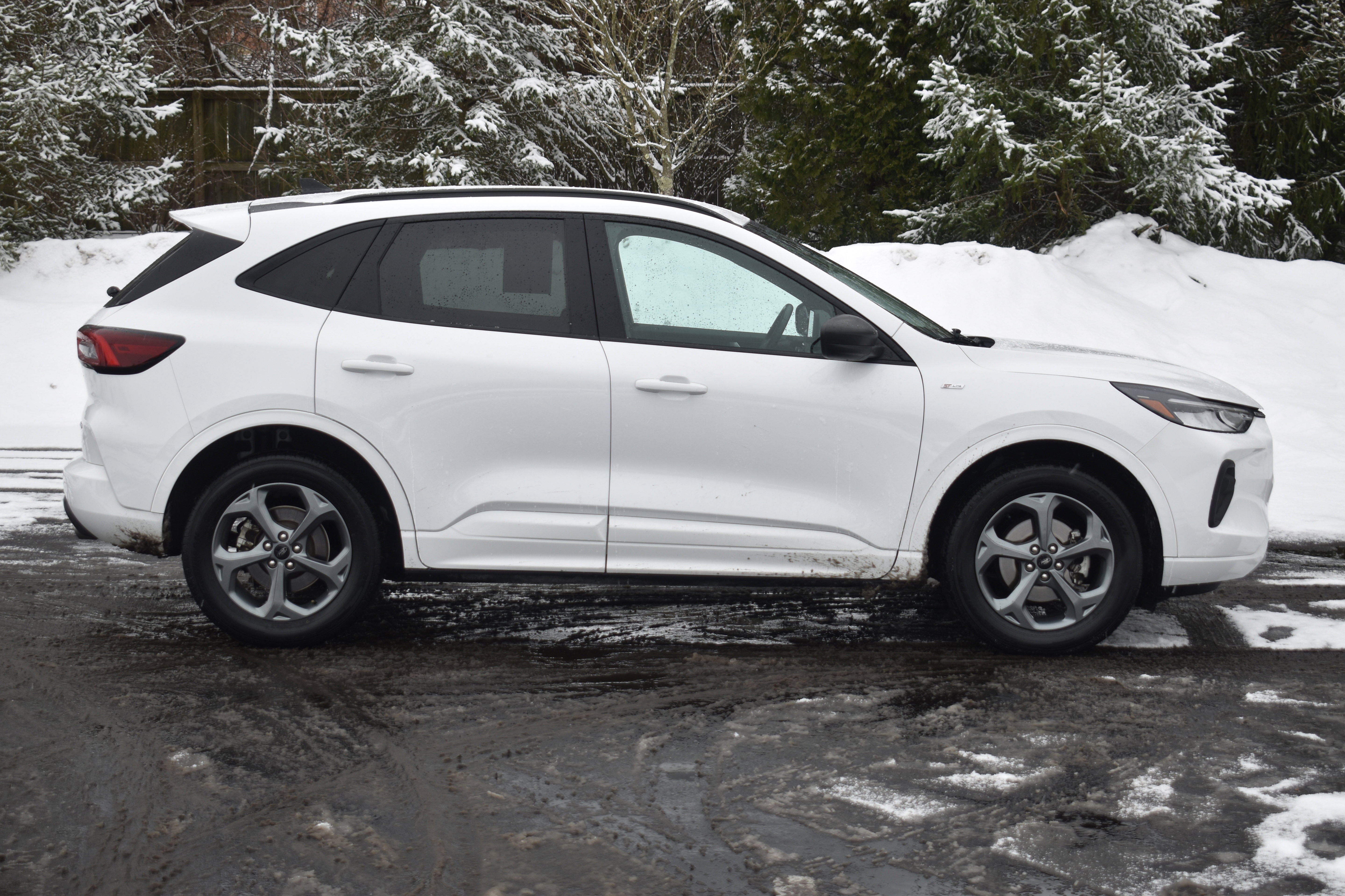 Used 2023 Ford Escape ST-Line image 30