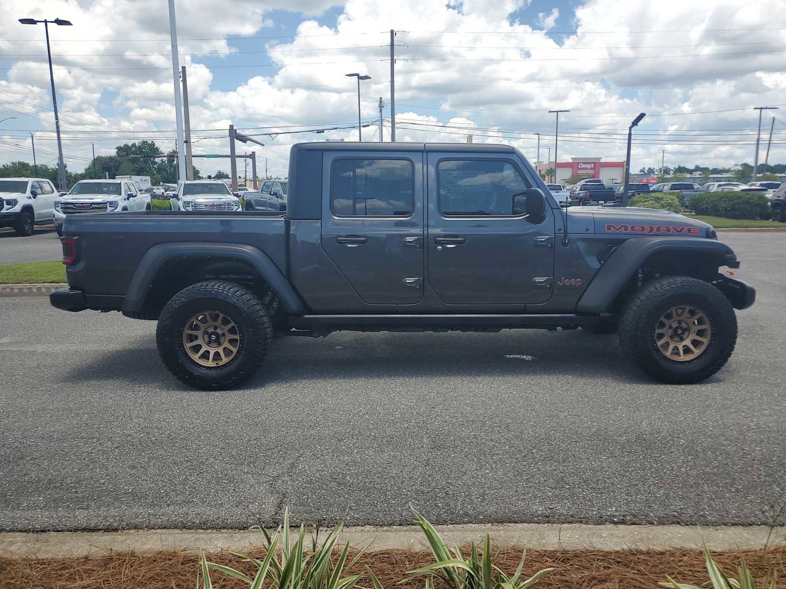 Used 2023 Jeep Gladiator Mojave w/ Trailer Tow Package AWD/4WD image 7