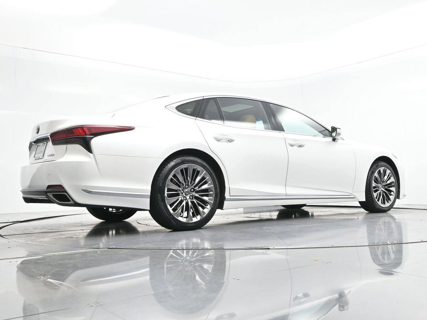 Used 2022 Lexus LS 500 w/ Accessory Package (Z1) image 47